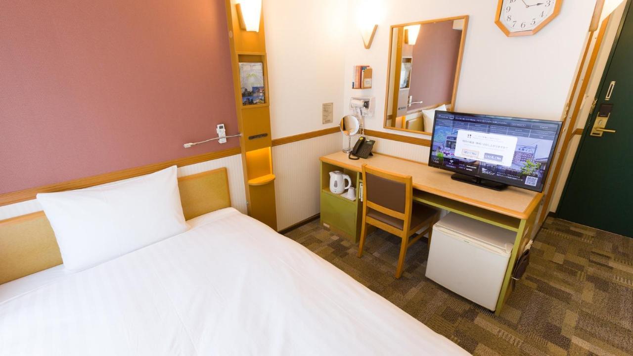 Toyoko Inn Hakata-Eki Bus Terminal Mae Fukuoka  Esterno foto